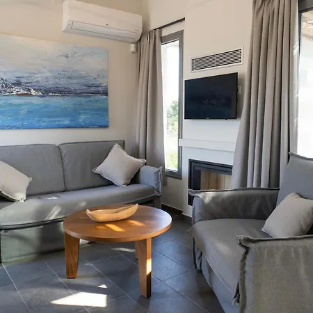 Βίλα Sea Breeze Mistral 4 Per With Private Pool