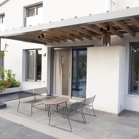 Sea Breeze Mistral 4 Per With Private Pool Κάντια