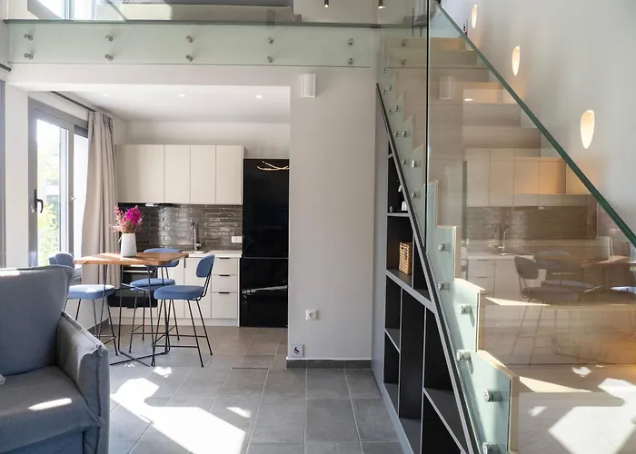 Sea Breeze Mistral 4 Per With Private Pool Βίλα