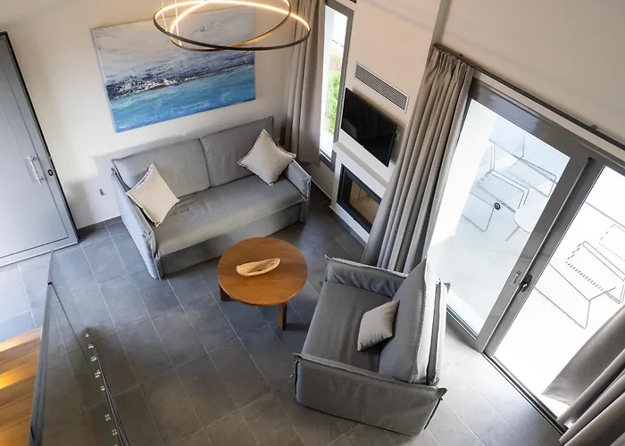 Sea Breeze Mistral 4 Per With Private Pool Candia