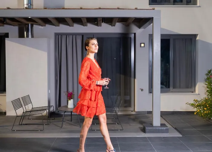 Villa Sea Breeze Mistral 4 Per With Private Pool *