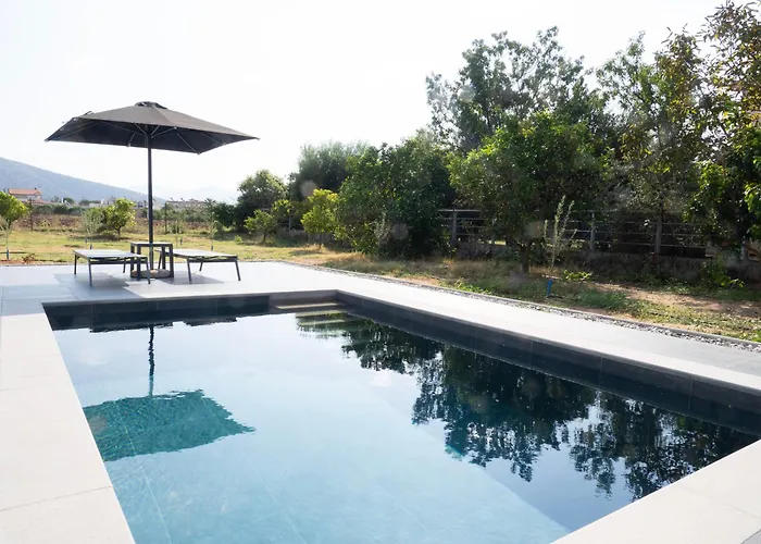 Villa Sea Breeze Mistral 4 Per With Private Pool *