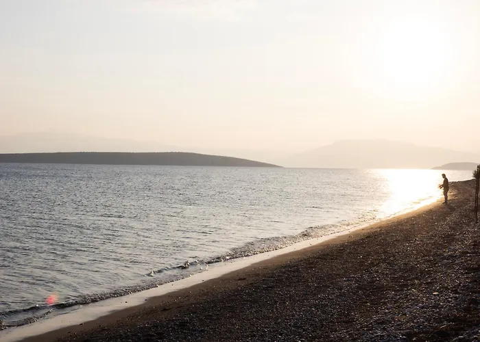 Sea Breeze Mistral 4 Per With Private Pool Κάντια